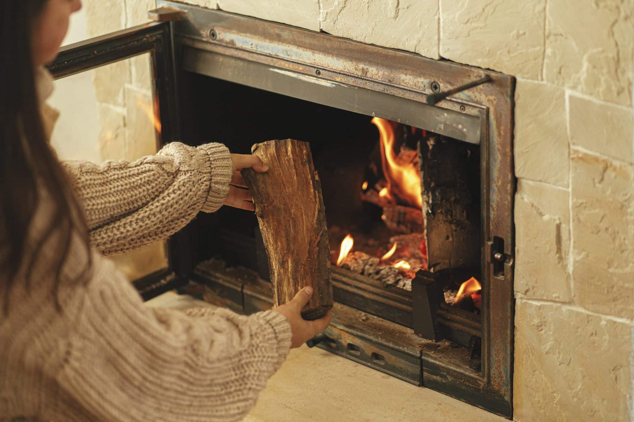 Quelle puissance d’un poêle à bois pour une surface de 100 m2 ?