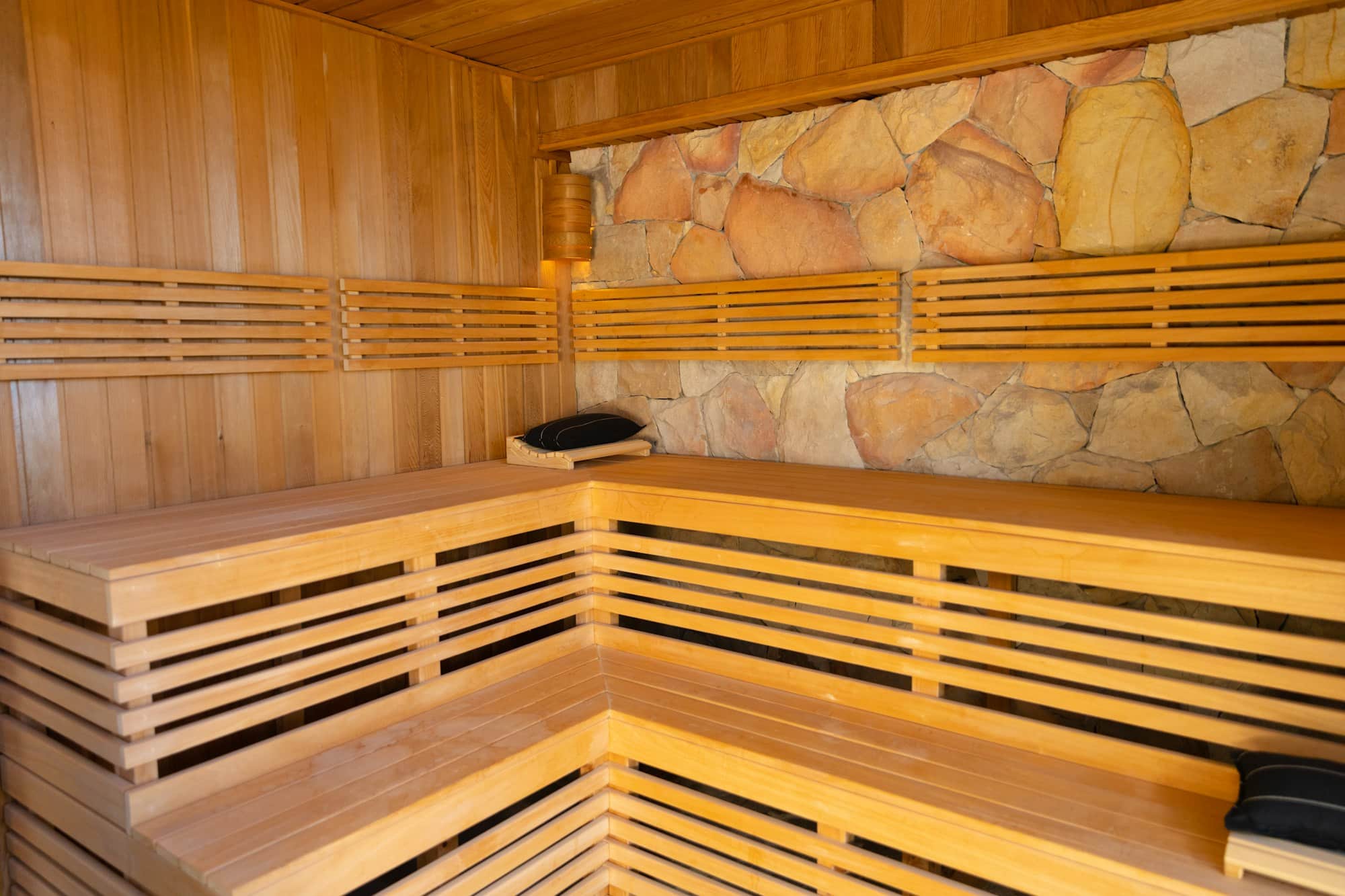 Un spa en bois : est-ce l’investissement parfait pour votre santé et votre confort ?